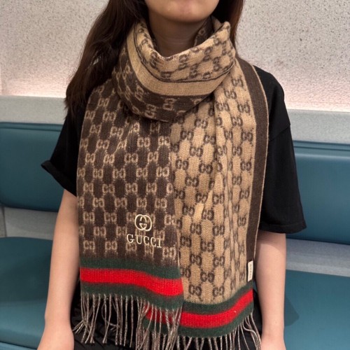Gucci Scarves Womens Fashion Scarf050