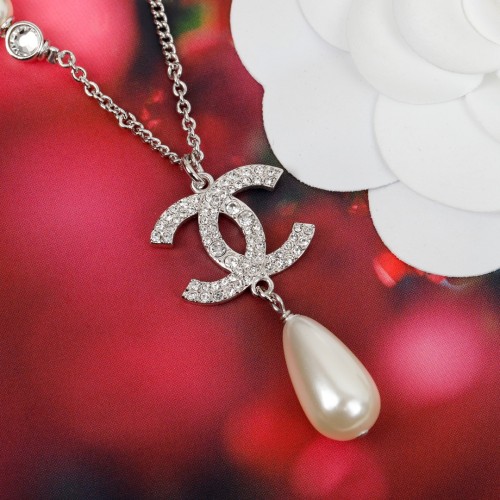 Chanel Luxury Womens Necklace