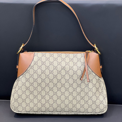 Gucci Mens Bags Shoulder Bag Design Luxury Brand GG EMBLEM LARGE SHOULDER BAG 815217 FAD6L 9758   