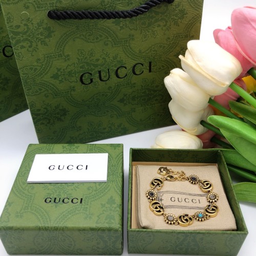 Gucci Luxury Womens Bracelet with Original Box GSL0001