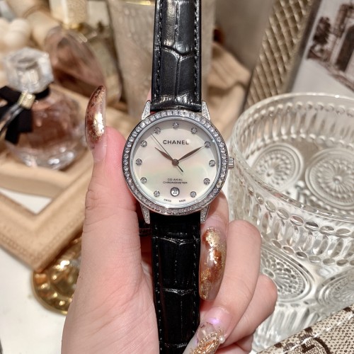 Chanel Womens Watch064