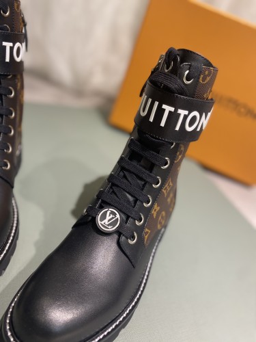 Louis Vuitton Women Shoes Boots Luxury Brand TERRITORY FLAT RANGER with Original Box 1A9HAI