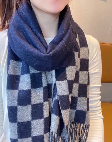 Louis Vuitton Scarves Men Womens Fashion Scarf with Original Box   