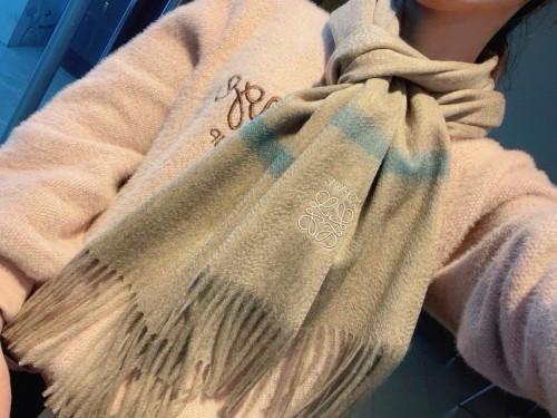 	 Loewe Scarves Men Womens Fashion Scarf 005