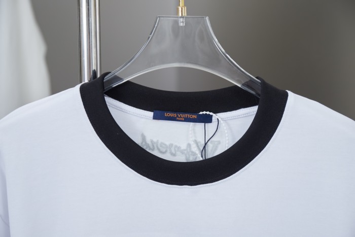 Louis Vuitton Luxury Brand Men Womens Short Sleeve T-Shirt Embellished Cotton T-Shirt 1AFXNX   