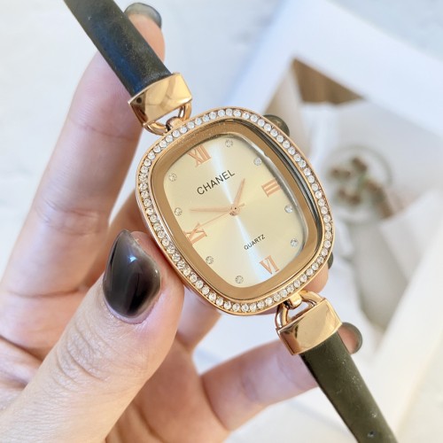 Chanel Womens Watch021
