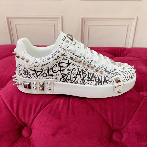 Dolce&Gabbana Men Shoes Sneakers Luxury Brand Casual Shoes for Men with Original Box Whatsapp 