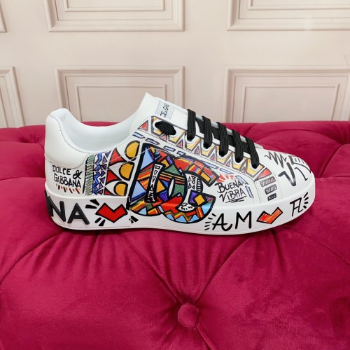 Dolce&Gabbana Men Shoes Sneakers Luxury Brand Casual Shoes for Men with Original Box Whatsapp 