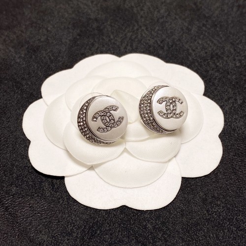 Chanel Luxury Womens Earrings