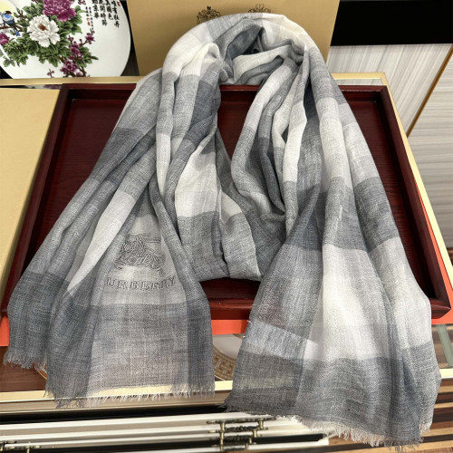 Burberry Scarves Womens Fashion Scarf147