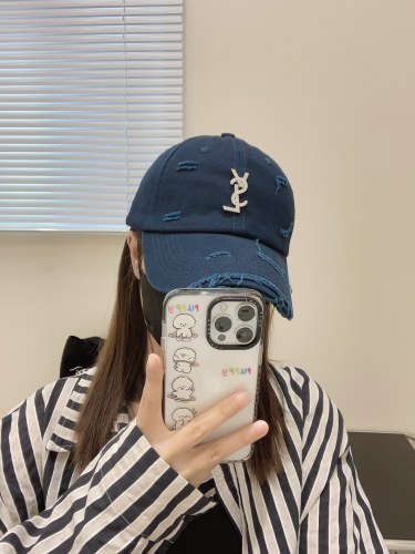 Saint Laurent YSL hats097