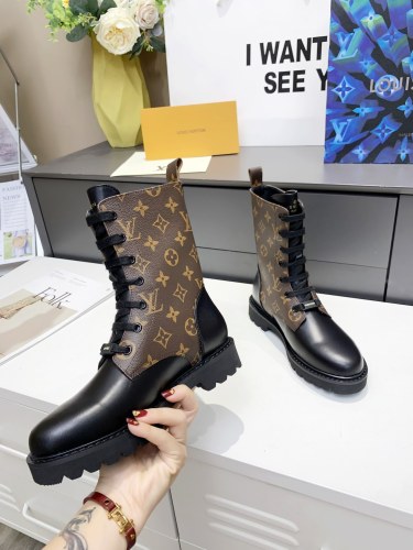 Louis Vuitton Women Shoes Boots Luxury Brand TERRITORY FLAT RANGER with Original Box 1AAC71