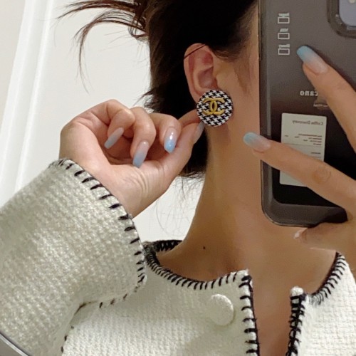 Chanel Luxury Womens Earrings