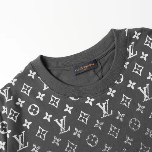 Louis Vuitton Luxury Brand Men Womens Short Sleeve T-Shirt   