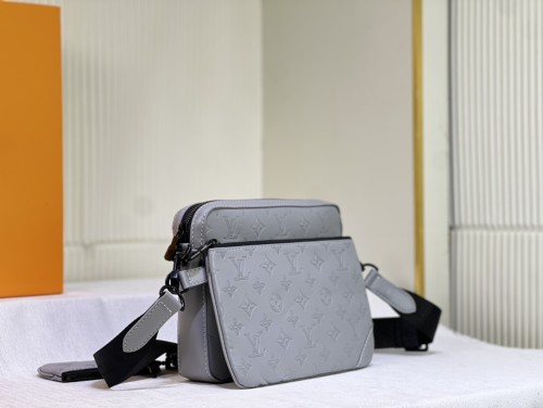 Louis Vuitton Mens Shoulder Bags Luxury Brand Fashion Type Trio Messenger M46602 with Original Box