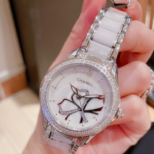 Chanel Womens Watch051