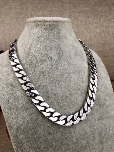 Louis Vuitton Luxury Men Womens Necklace
