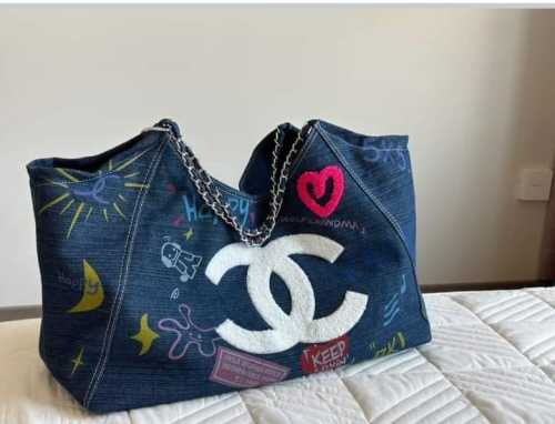Chanel Womens Bags Vintage Crossbody Bag Classic Luxury Brand without Original Box  