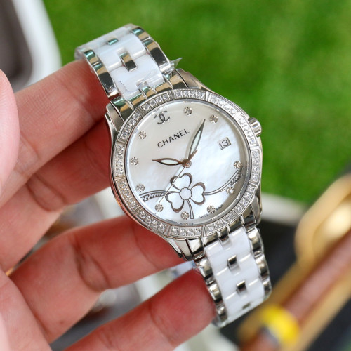 Chanel Womens Watch022