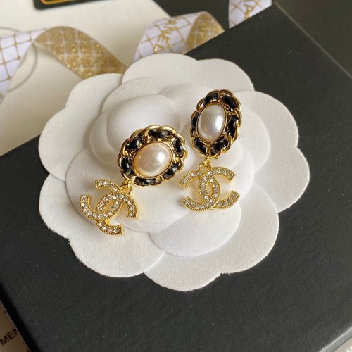 Chanel Luxury Womens Earrings