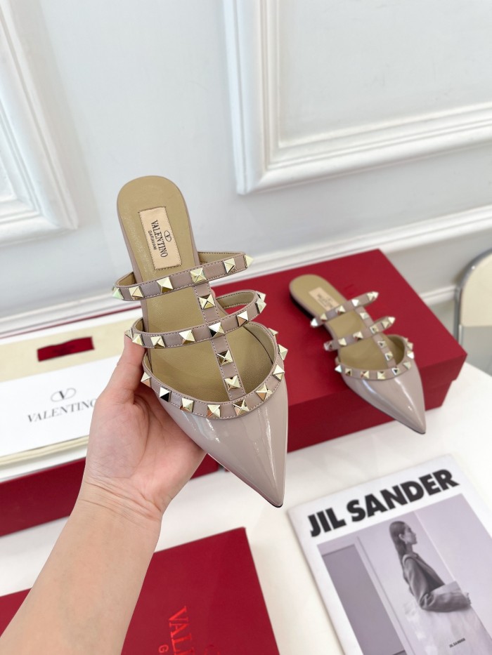 Valentino Women Shoes Mule Sandals Pointed Toe Slippers ROMAN STUD SLIDE SANDAL IN QUILTED NAPPA with Original Box Whatsapp 