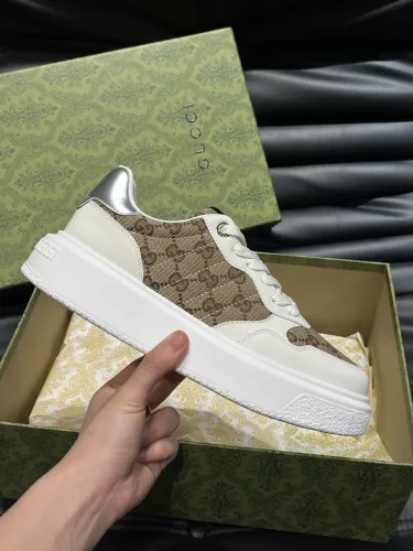 Gucci Mens Shoes Sneakers Luxury Brand Fashion Men's Gucci Re-Web trainer in leather with Original Box Whatsapp 