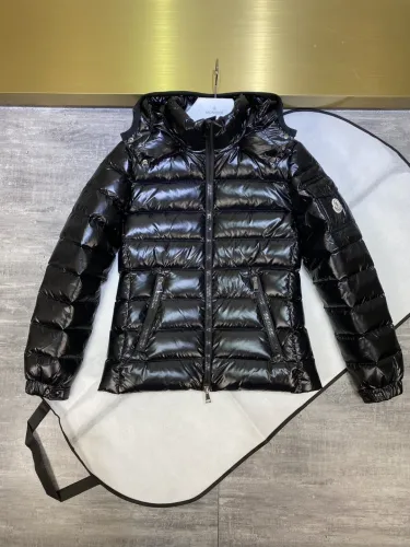 Moncler Design Womens Winter Windprood Down Jackets Keep Warm 90% White Duck Down