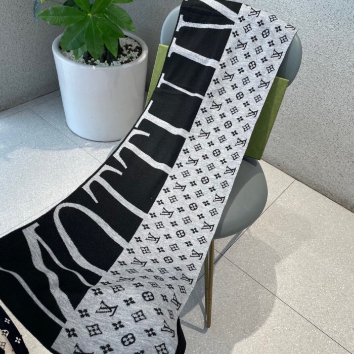 Louis Vuitton Scarves Men Womens Fashion Scarf with Original Box   