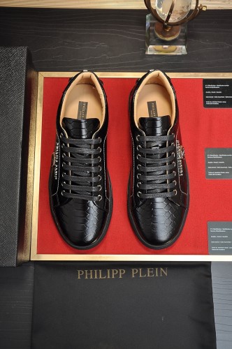Philipp Plein Men Shoes Sneakers Low Top Sneaker Fashion Design Luxury Brand Trainer Predator TM with Original Box
