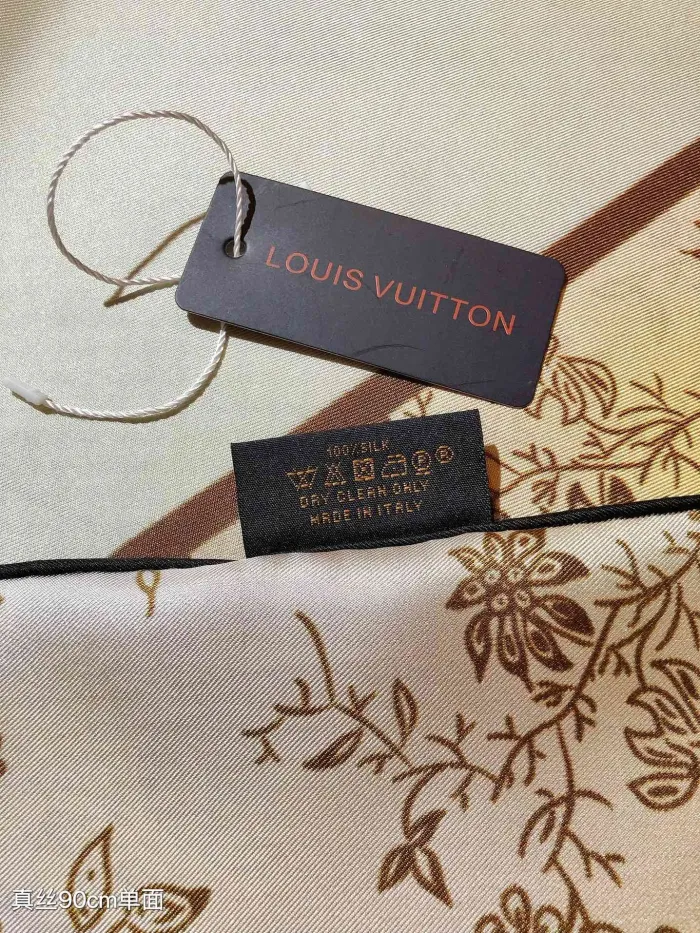 Louis Vuitton Scarves Womens Fashion Scarf Licorne Square 90 with Original Box   