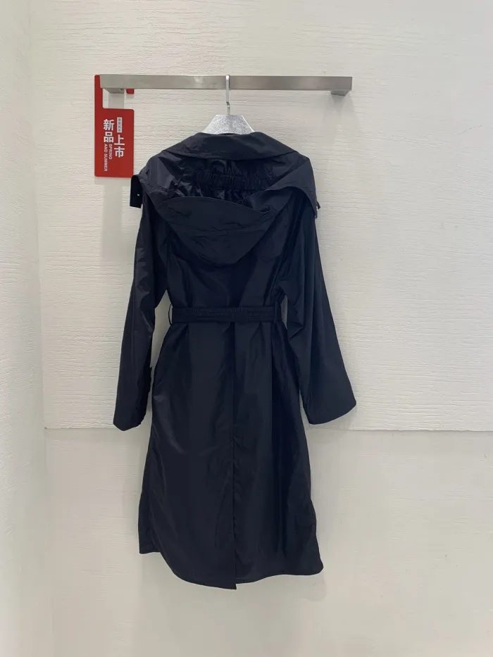 Moncler Design Womens Winter Windprood Down Jackets Long Coats Keep Warm 90% White Duck Down Inside