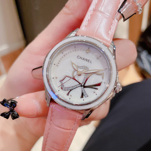 Chanel Womens Watch053