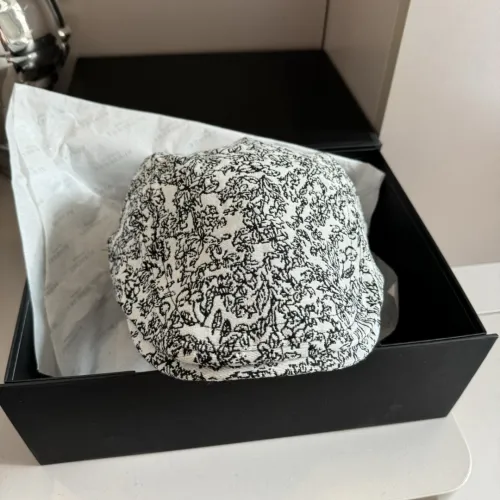 Burberry Womens Cap Beret Hat Painter's cap Luxury Brand with Original Box  