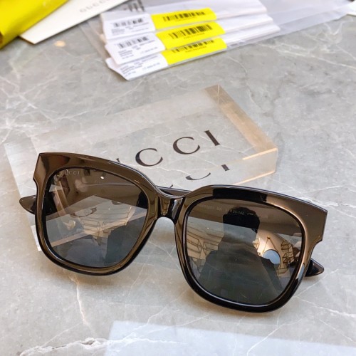 Gucci Sunglasses Luxury Brand Men Womens Sunglasses with Original Box  GG0034S