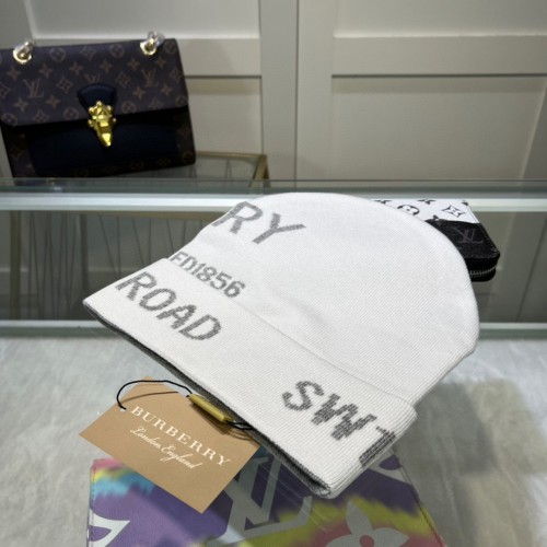 Burberry Womens Mens Cap Knit Hat Luxury Brand with Original Box  