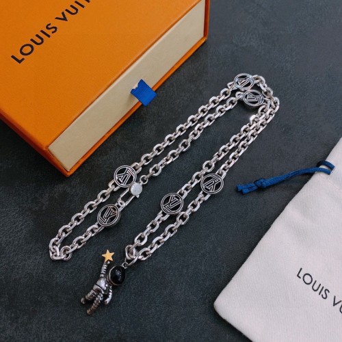 Louis Vuitton Luxury Men Womens Necklace