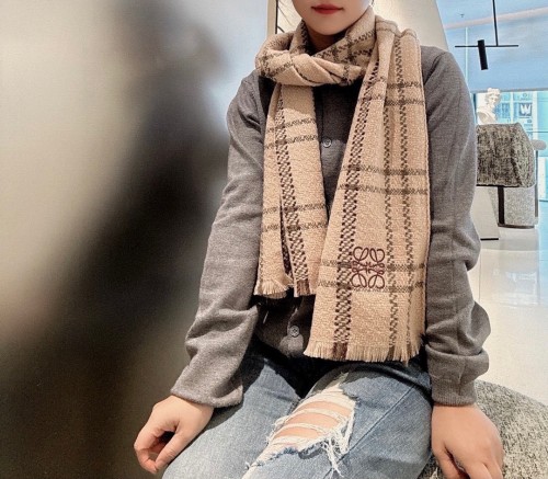 Loewe Scarves Men Womens Fashion Scarf 097
