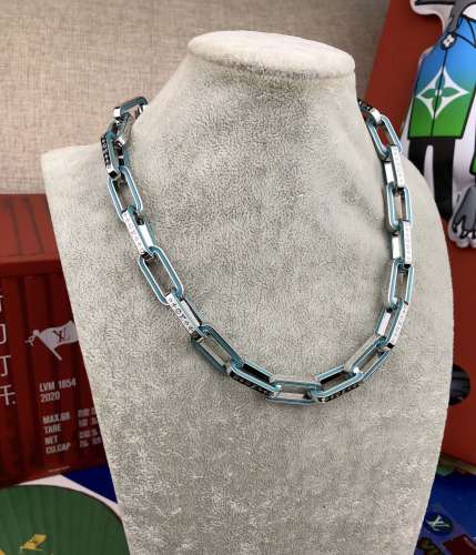 Louis Vuitton Luxury Men Womens Necklace
