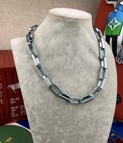 Louis Vuitton Luxury Men Womens Necklace