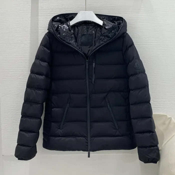 Moncler Design Womens Winter Windprood Down Jackets Keep Warm 90% White Duck Down