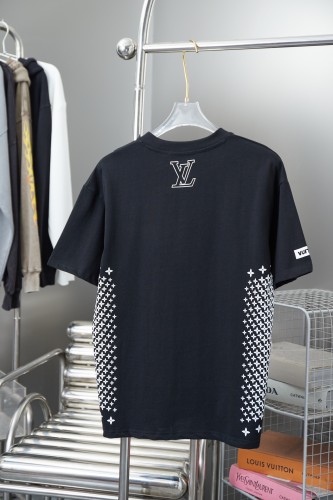 Louis Vuitton Luxury Brand Men Womens Short Sleeve T-Shirt Technical Performance T-Shirt 1AFVTZ   