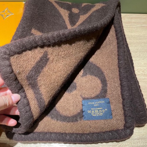 Louis Vuitton Scarves Men Womens Fashion Scarf with Original Box   