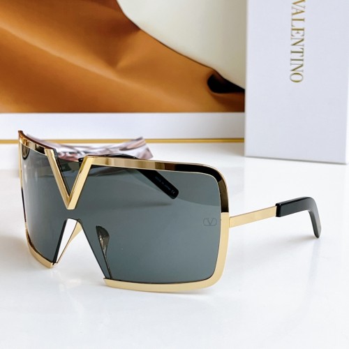 Valentino Sunglasses Luxury Brand Womens Sunglasses with Original Box  VLS-120A