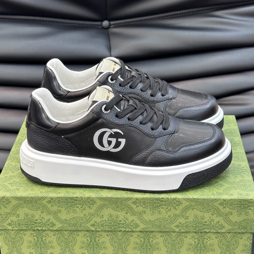 Gucci Mens Shoes Sneakers Luxury Brand Fashion Men's Gucci Re-Web trainer in leather with Original Box Whatsapp 