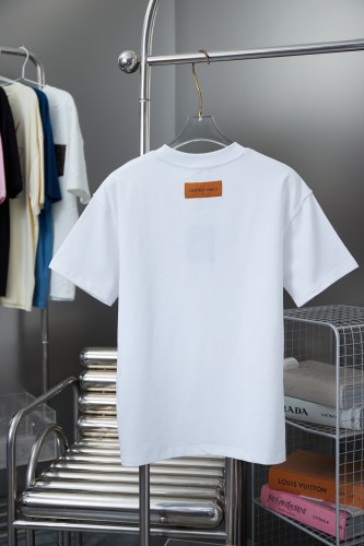 Louis Vuitton Luxury Brand Men Womens Short Sleeve T-Shirt   