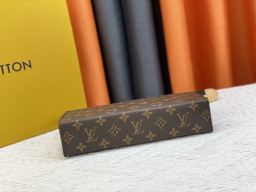 Louis Vuitton Mens Womens Unisex Bags Clutch Luxury Brand Fashion Type Pochette Voyage M47545 with Original Box