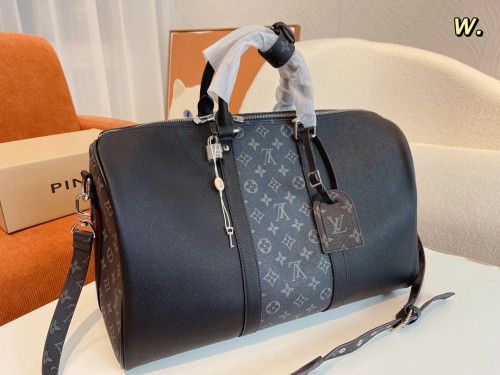 Louis Vuitton Womens and Mens Unisex Bags Luxury Brand LV Keepall Bandoulière 45 Fashion Design Travel Bag