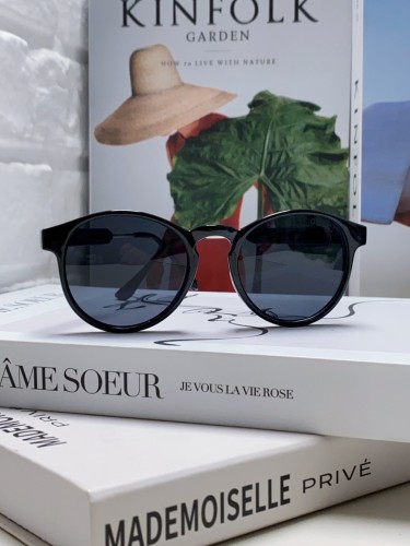 Gucci Sunglasses Luxury Brand Womens Sunglasses with Original Box  