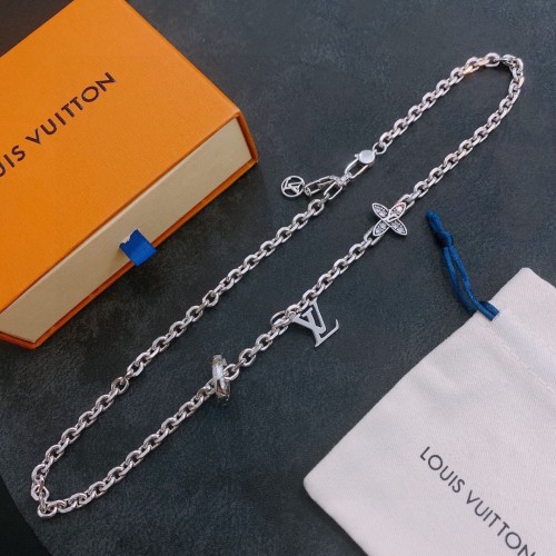 Louis Vuitton Luxury Men Womens Necklace