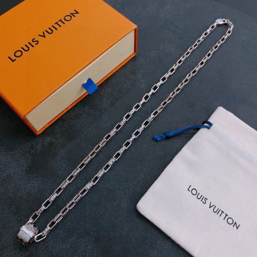Louis Vuitton Luxury Men Womens Necklace